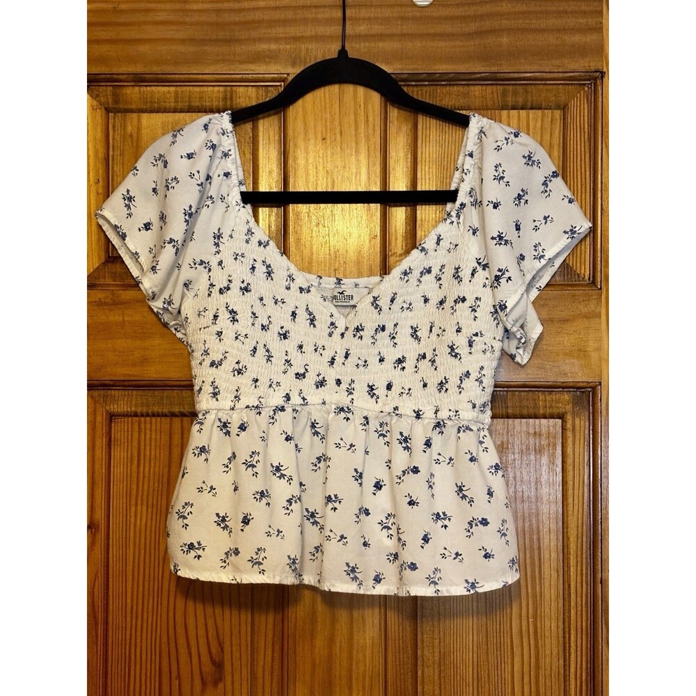 Hollister Women's Smocked Peplum Babydoll Top White & Blue Floral Size L